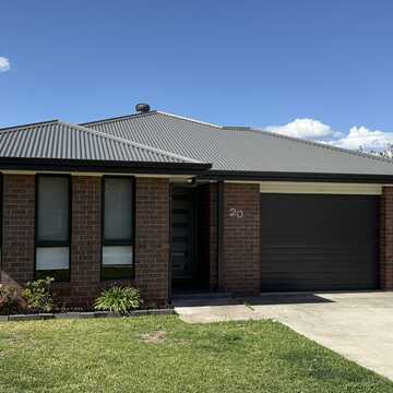 Dallas & Janelle Widders testimonial image