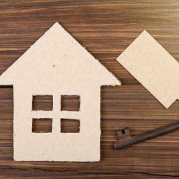 Leon, Ursula & Louise Bourke testimonial image