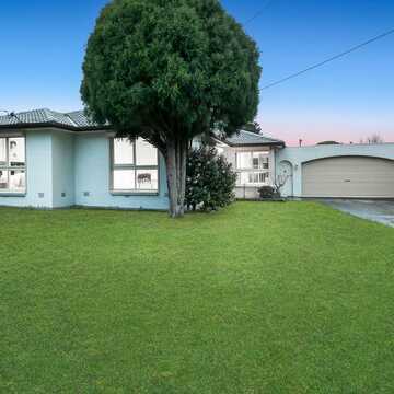 Salah Alkawasmi and Felicity Katrakazas testimonial image