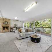 Fabulous, professional went above and beyond to assist throughout the whole process.