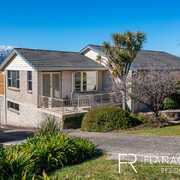 A great agent, professional and approachable.