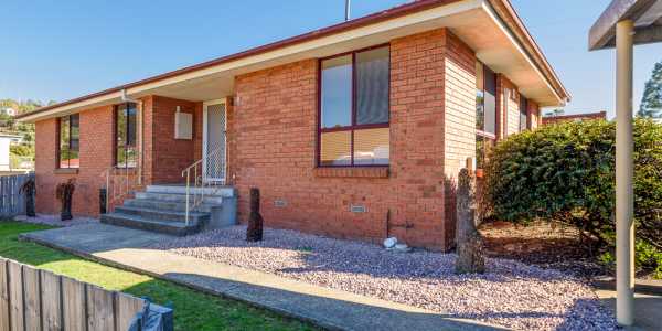 Neville & Ruth South testimonial image