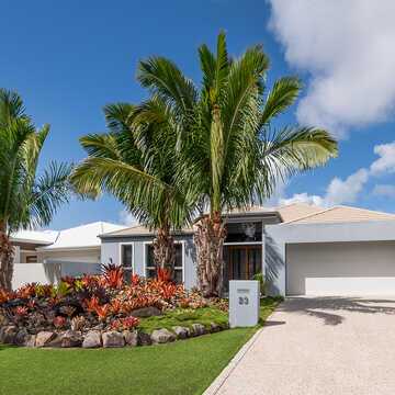 Di and Drew Twin Waters testimonial image