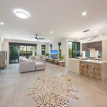 Genevieve & Simon Twin Waters testimonial image