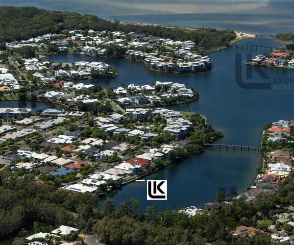 "Very Good Knowledge of the Local Market"