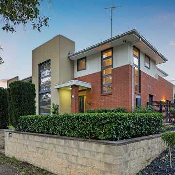 Daniela & Saulo(81 Sanctuary Dr Beaumont Hills) testimonial image