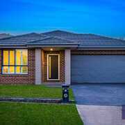 21 Nicotera Ave Riverstone