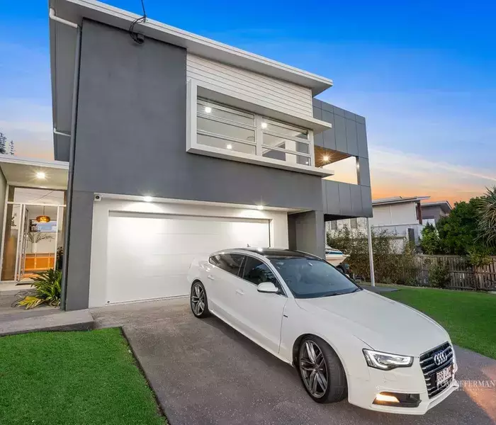 Peter & Jane Bowen. testimonial image