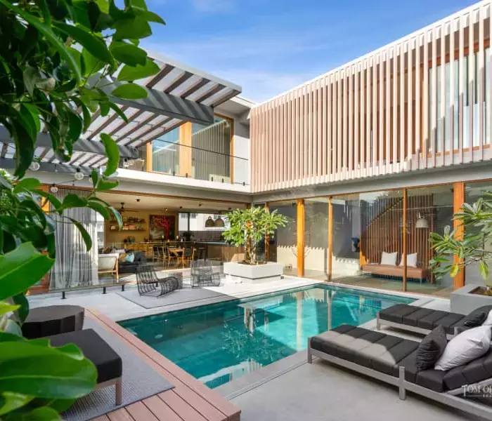 Peter & Jayne Bowen testimonial image