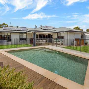 Susannah & Hasthimuni - Buyers testimonial image