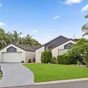 What a super agent! Mandy is truly the ultimate professional.