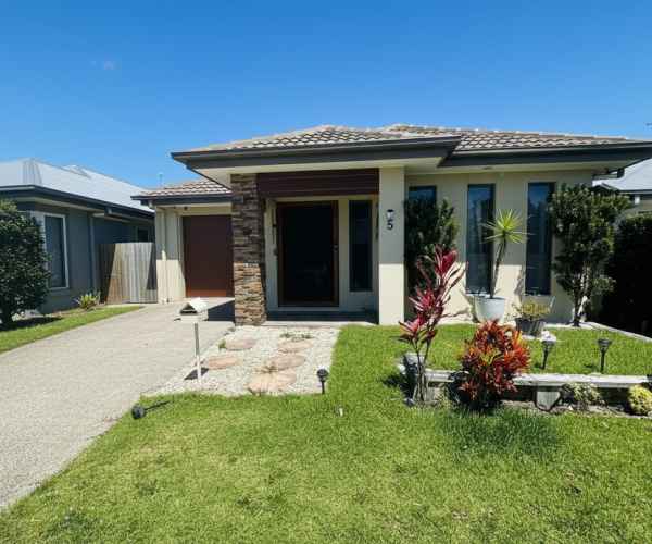 Reagan was very friendly and fantastic