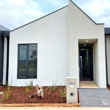 Aayush Makkar & Giorgio De Sisto (Buyer) testimonial image