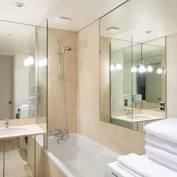 Lynne testimonial image