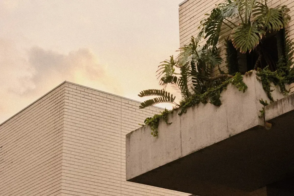 Bentley Gallery Image 1