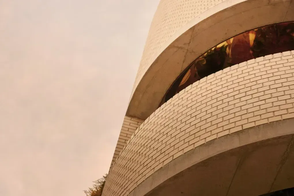 Bentley Gallery Image 7